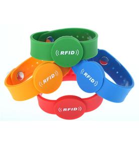 カスタマイズされた PVC リストバンド RFID リストバンド OEM